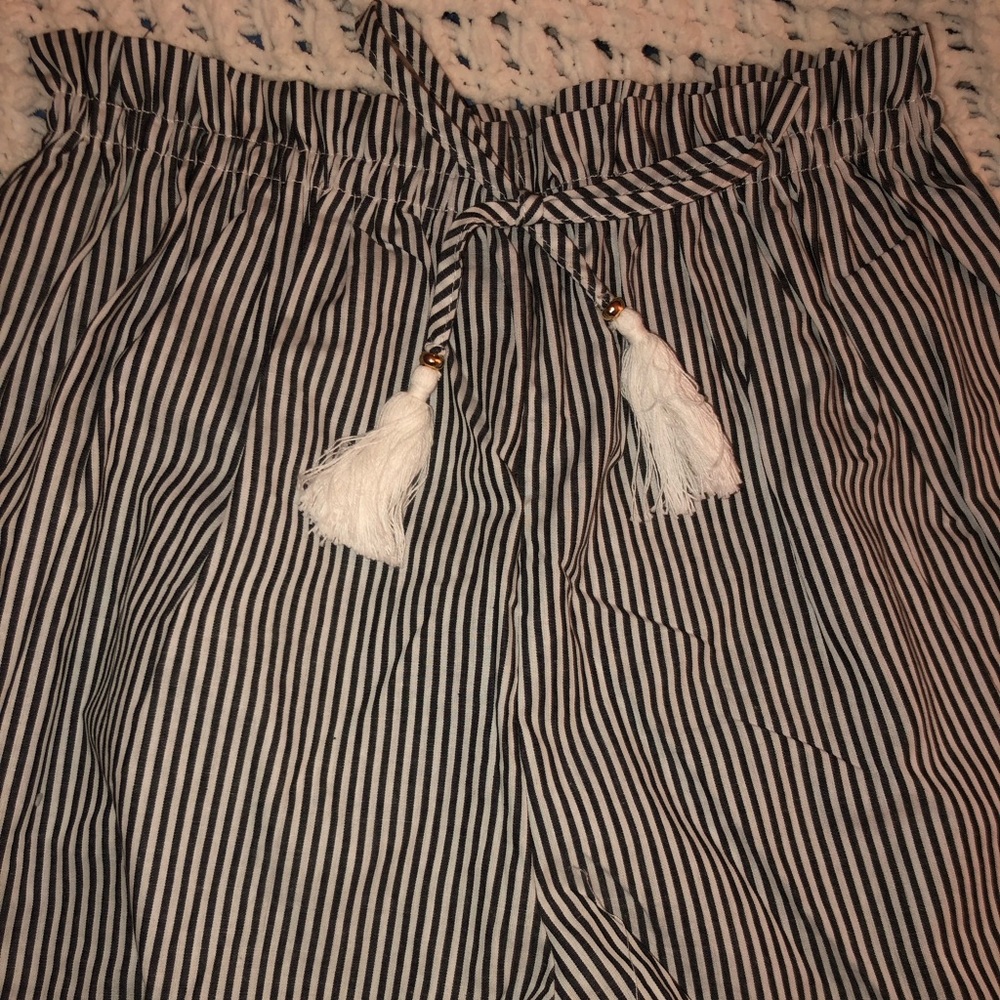 Cloth Drawstring Shorts - Picture 2 of 3